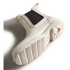 Hunter Women's Commando Chelsea Boots In Cast Pale Grey 9 Hunter Women's Commando Chelsea Boots In Cast Pale Grey -Vans || Blundstone || Hunter Sales 1056 4 1100x