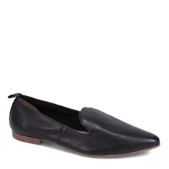 Bueno Women's Izzy Loafer In Black