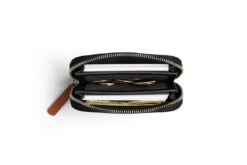 Bellroy Folio Mini -Vans || Blundstone || Hunter Sales bellroy wfma black web 02 1200x800 ac9b8cdd afb6 4982 8b8a a562733e6de4 1100x