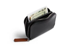 Bellroy Folio Mini -Vans || Blundstone || Hunter Sales bellroy wfma black web 03 1200x800 687ccbe0 0133 409f 9c41 b78ee40ea75b 1100x