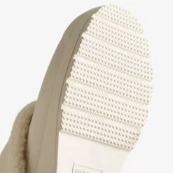Hunter Women's Play Vegan Shearling Insulated Clogs In White 9 Hunter Women's Play Vegan Shearling Insulated Clogs In White -Vans || Blundstone || Hunter Sales ht wff1000rsp 1062 4 1100x