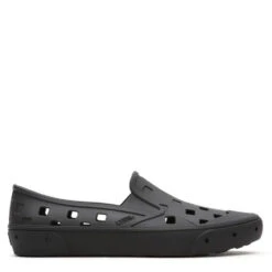 Vans Slip-On TRK In Black