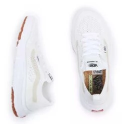 Vans Women's UltraRange VR3 In White 8 Vans Women's UltraRange VR3 In White -Vans || Blundstone || Hunter Sales vn0a4bxbw00 3 1100x